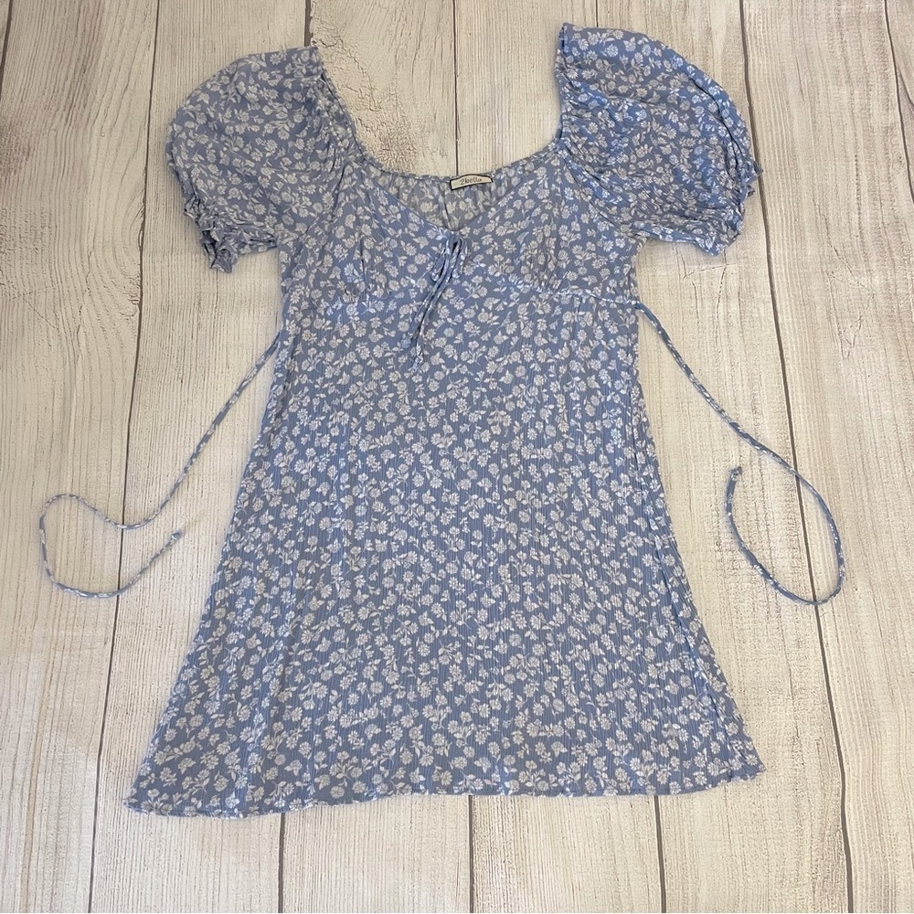 2 BELLA Women's Form Fitting Floral Dress Size Medium